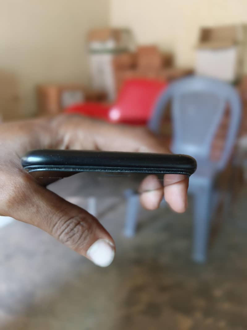 Apple iPhone SE 4