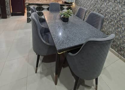 6 seater dining table