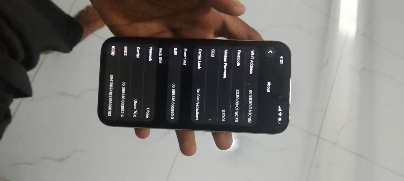Apple iPhone 15 Pro 2