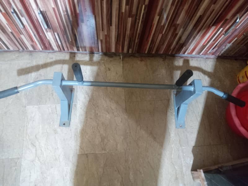 pull up bar 1