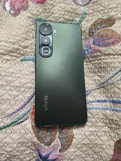 Vivo Y400 condition 10/10