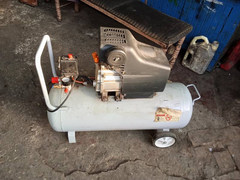 Air compressor 70L 2