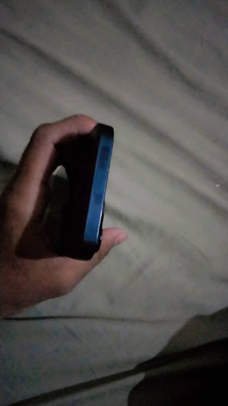 Apple iPhone 14 0