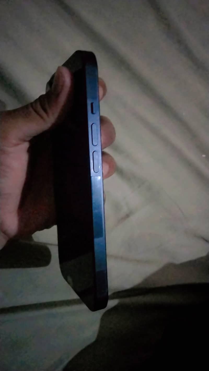 Apple iPhone 14 1