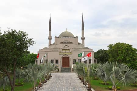 1 Kanal Plot For Sale in C Block Main Boulevard Sukh Chayn Gardens Lahore
