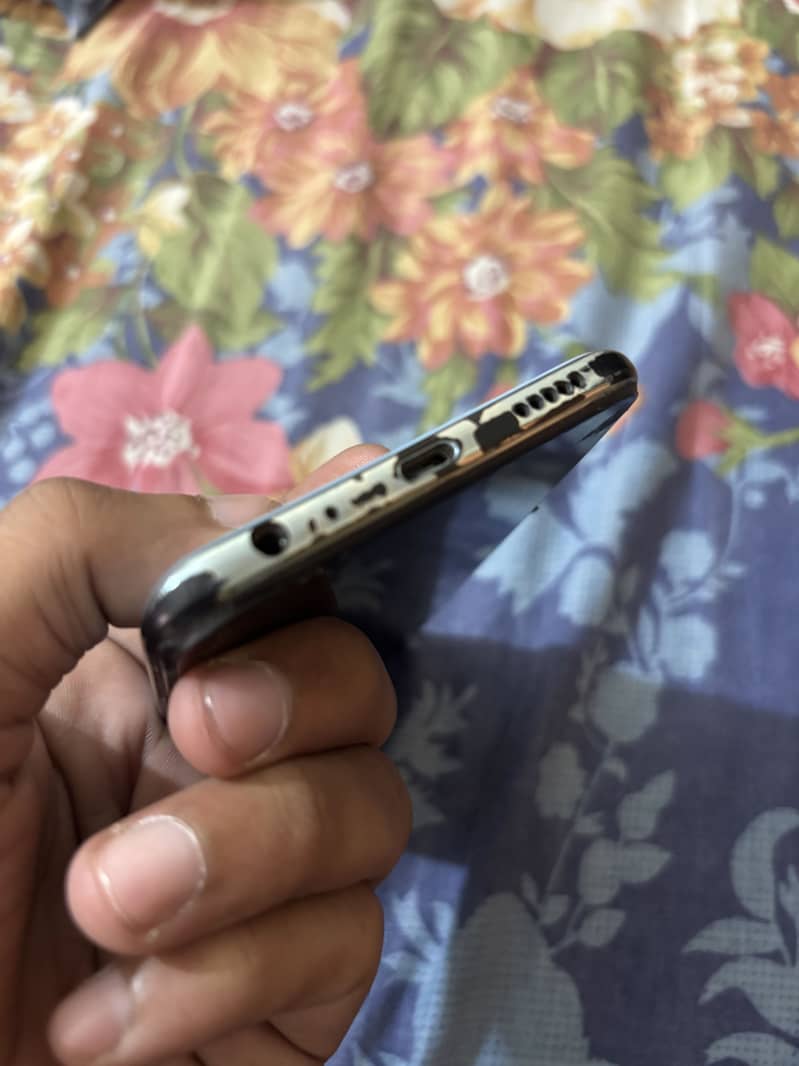 Tecno CAMON 15 Pro 4