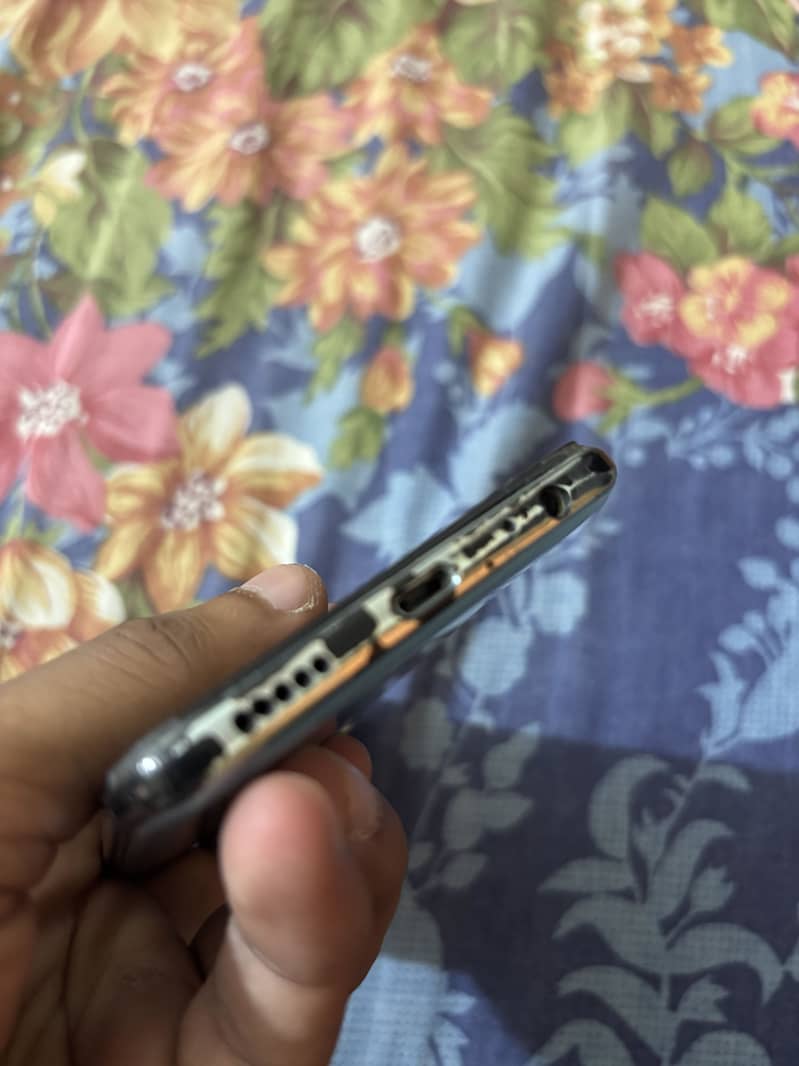 Tecno CAMON 15 Pro 7