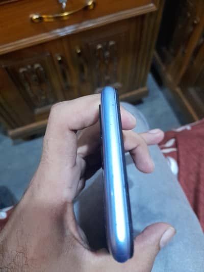 Infinix Hot 10 6/128 with Box 03036902060
