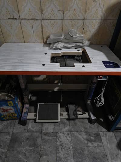 Overlock 747 and M700 Brand With Table Stand Complete