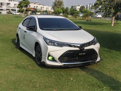 Toyota Corolla Altis 1.6 x 2025