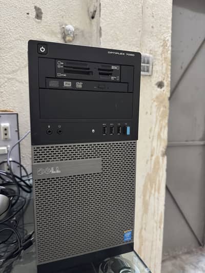 Dell intel core i5 4th generation 8Gb and 500Gb 3.0Ghz