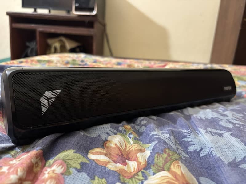 Faster Speaker Bar 1
