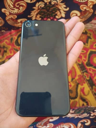 Apple iPhone SE