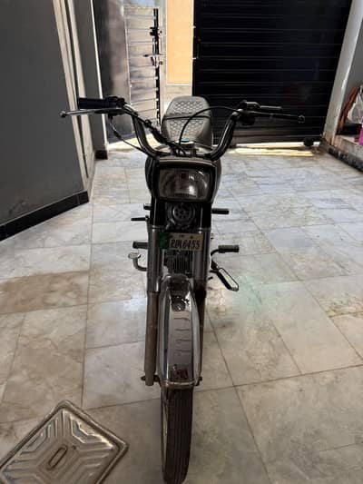 United 70cc in good condition