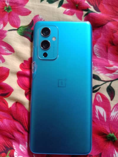 OnePlus 9 5G 8/128 - Panel Changed - Urgent Sale