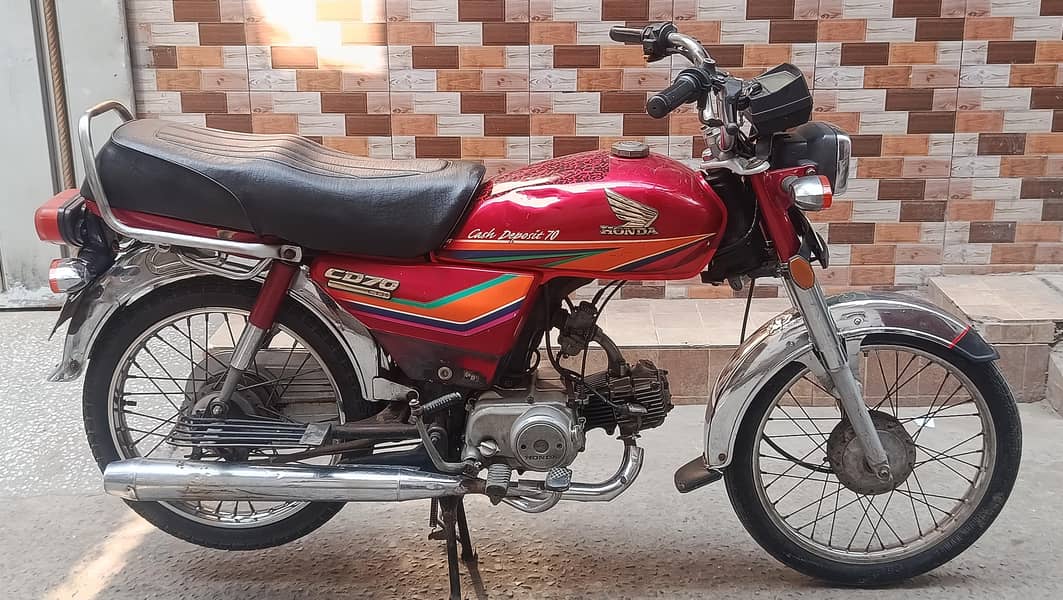 CD-70 12 MODEL 1