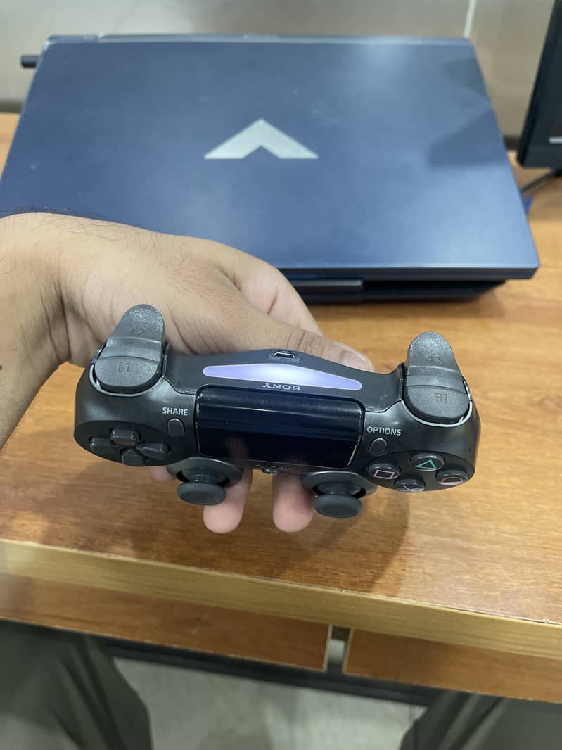 playstation 4 controller 3