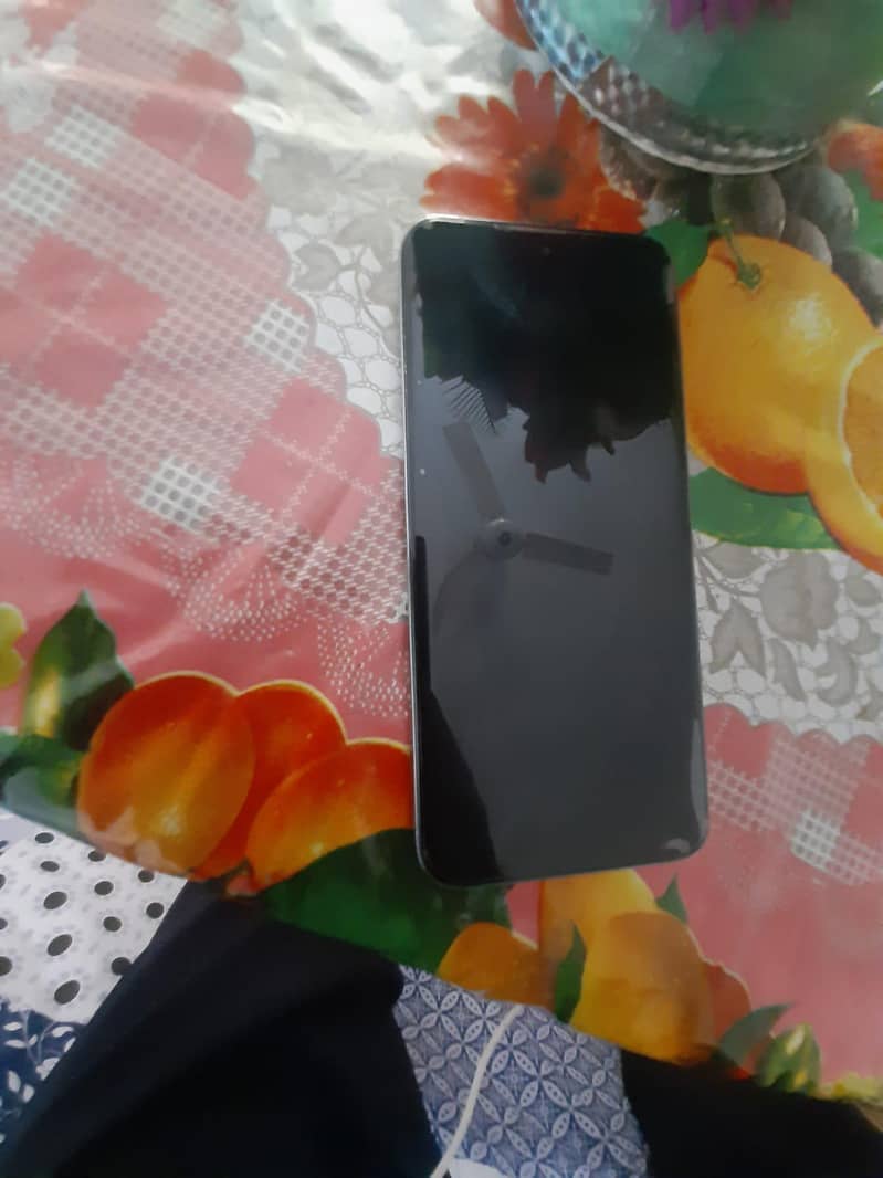 techno Spark 40 pro plus 5