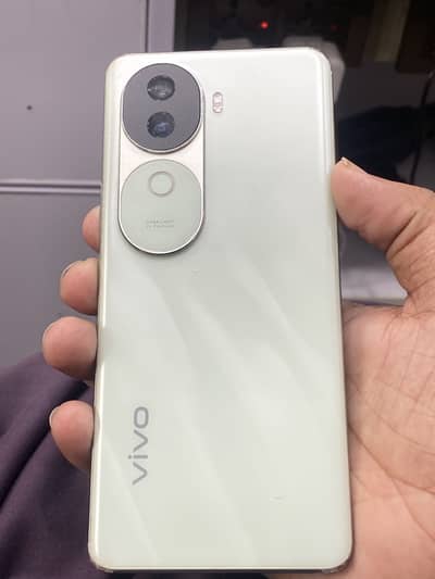 Vivo V40 Lite