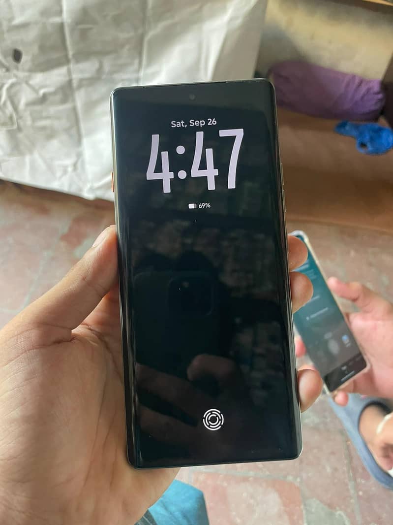 Tecno CAMON 40 Pro 0
