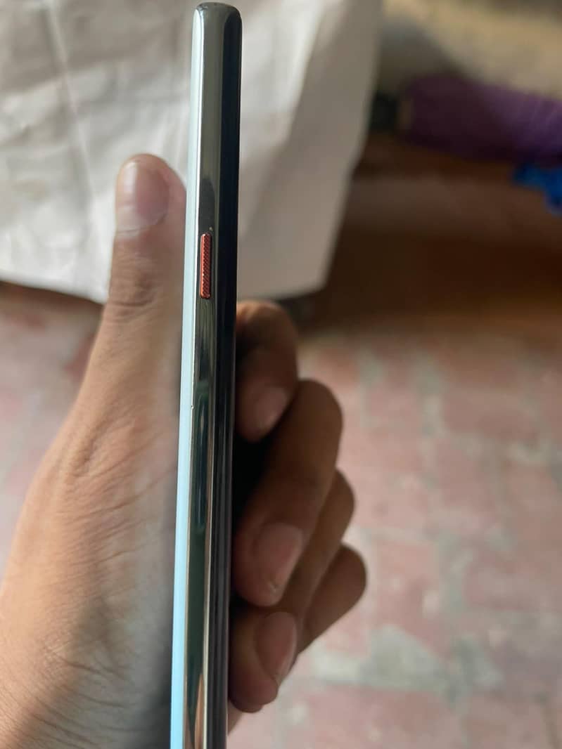 Tecno CAMON 40 Pro 3