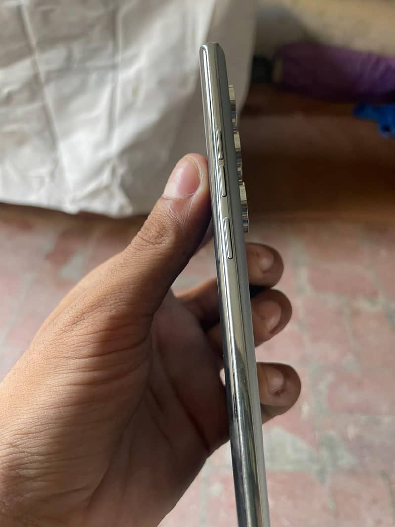 Tecno CAMON 40 Pro 5
