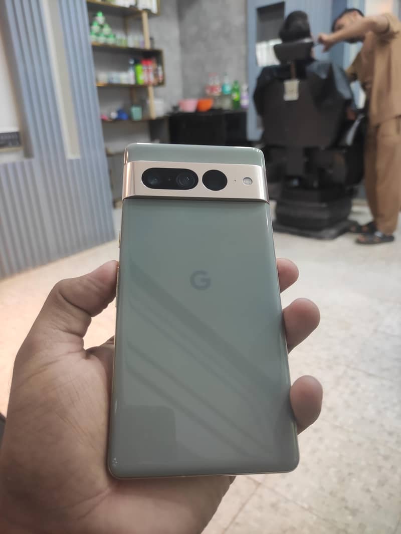 Google Pixel 7 Pro 6