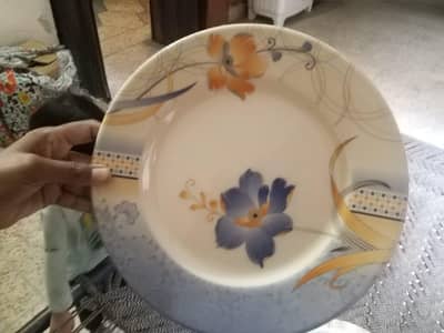 DINNER SET