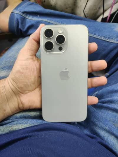 Apple iPhone 15 Pro Max Factory unlocked