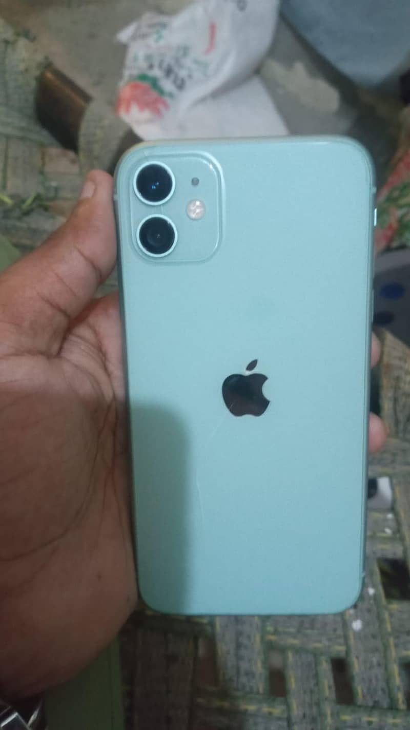 Apple iPhone 11 7