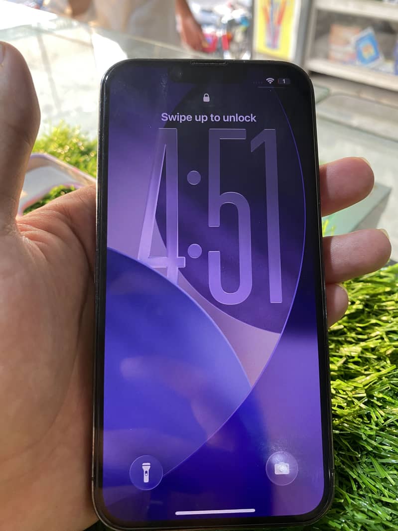 iPhone 13 pro 3