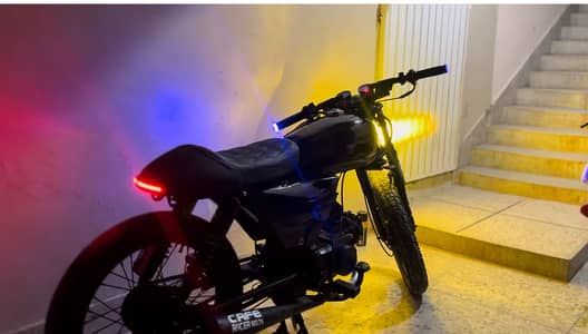CAFE RACER