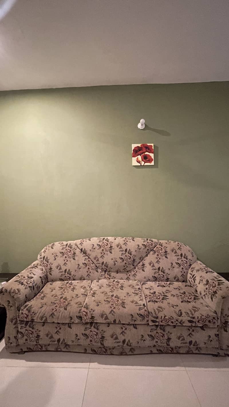 Sofa Set with Table 2