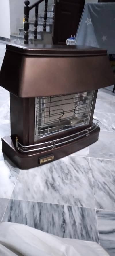 Heavy gauge metal gas heater in good condition.