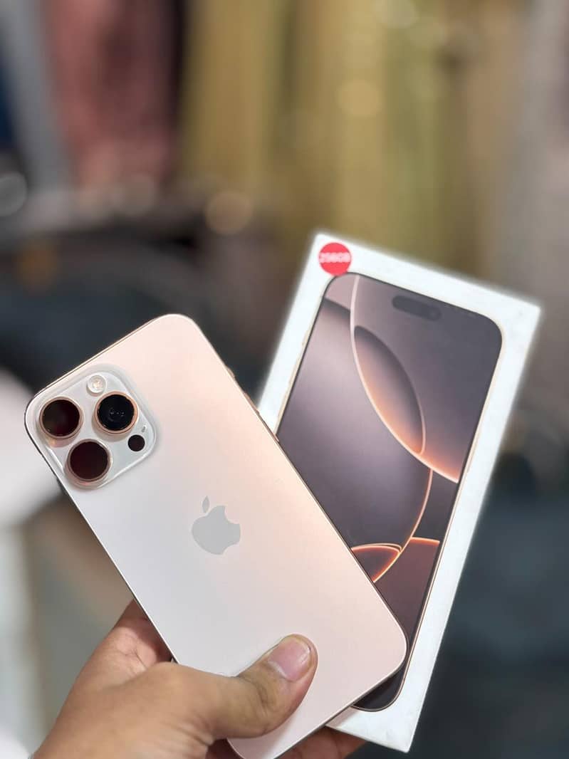 iPhone 16 Pro Max 6