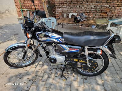 total genuine 10/10 condition 03298357699 is pay rabta kre