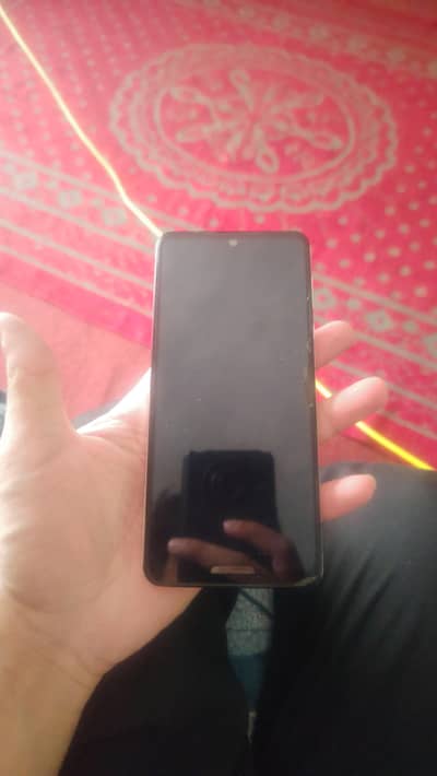 Sharp Aquos R5G