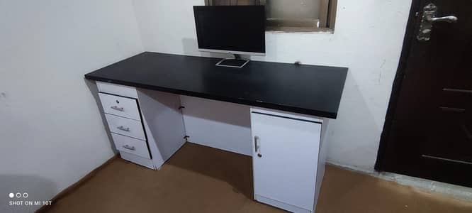 gaming PC desks big size