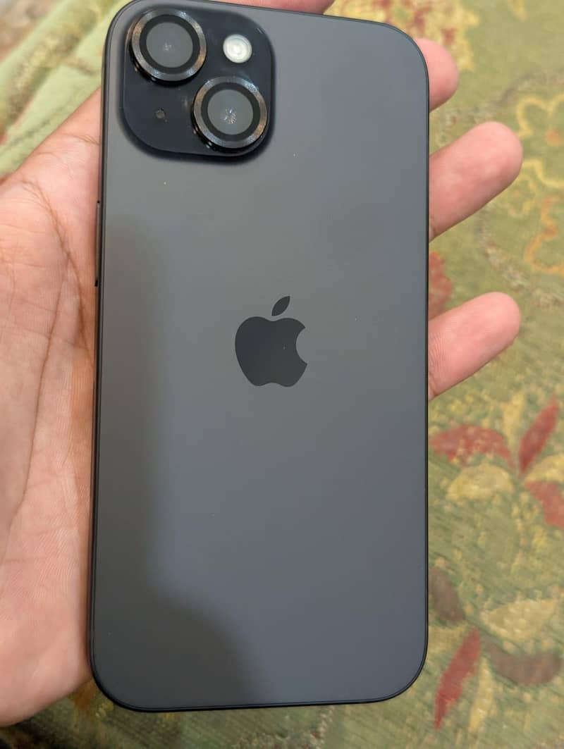 Apple iPhone 15 3