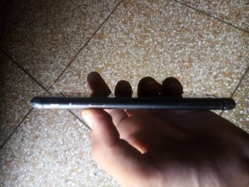 Apple iPhone 7 5