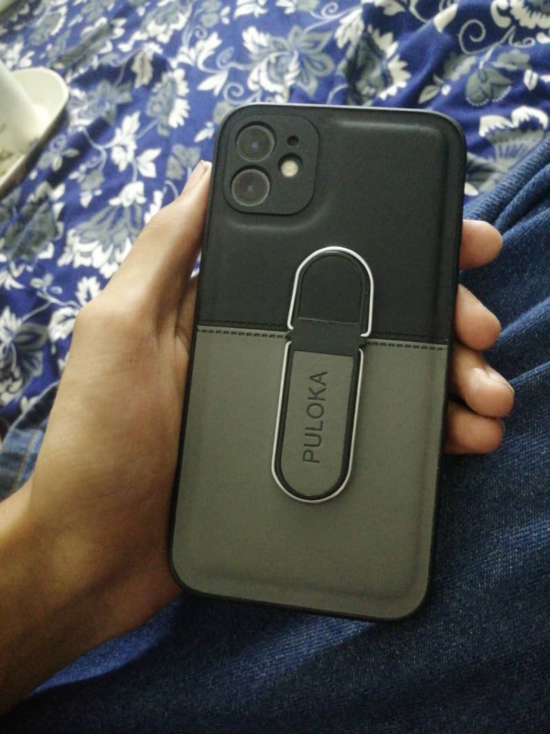 Apple iPhone 11 7