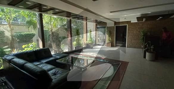 On Wide Road 500 Sq Yards Near Naheed Super Market G+1 , 500 Sq Yards Bungalows