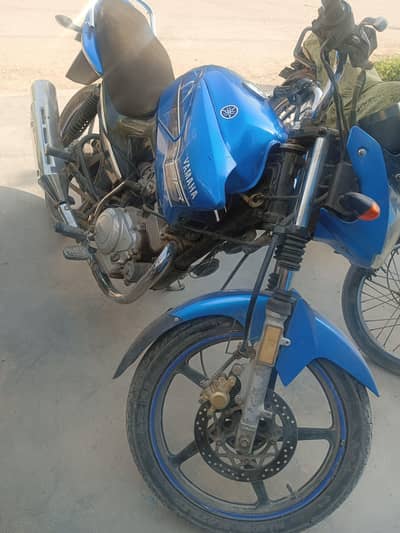 YAMAHA YBR