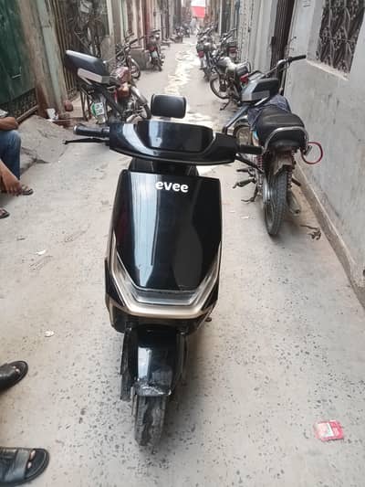 sale my evee scoty