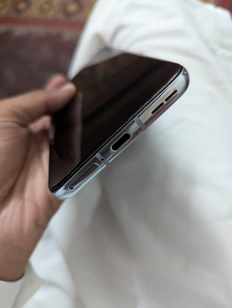 One Plus 8T 2