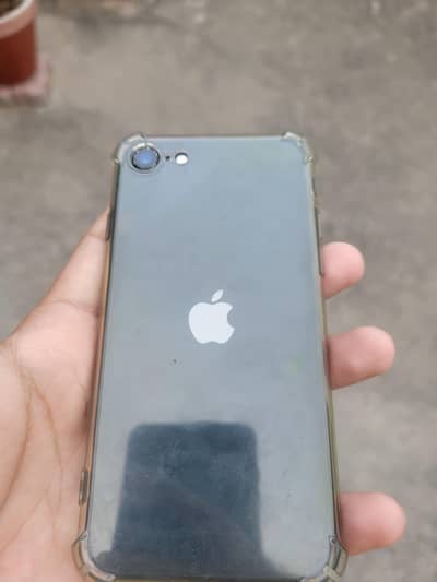 Apple iPhone SE