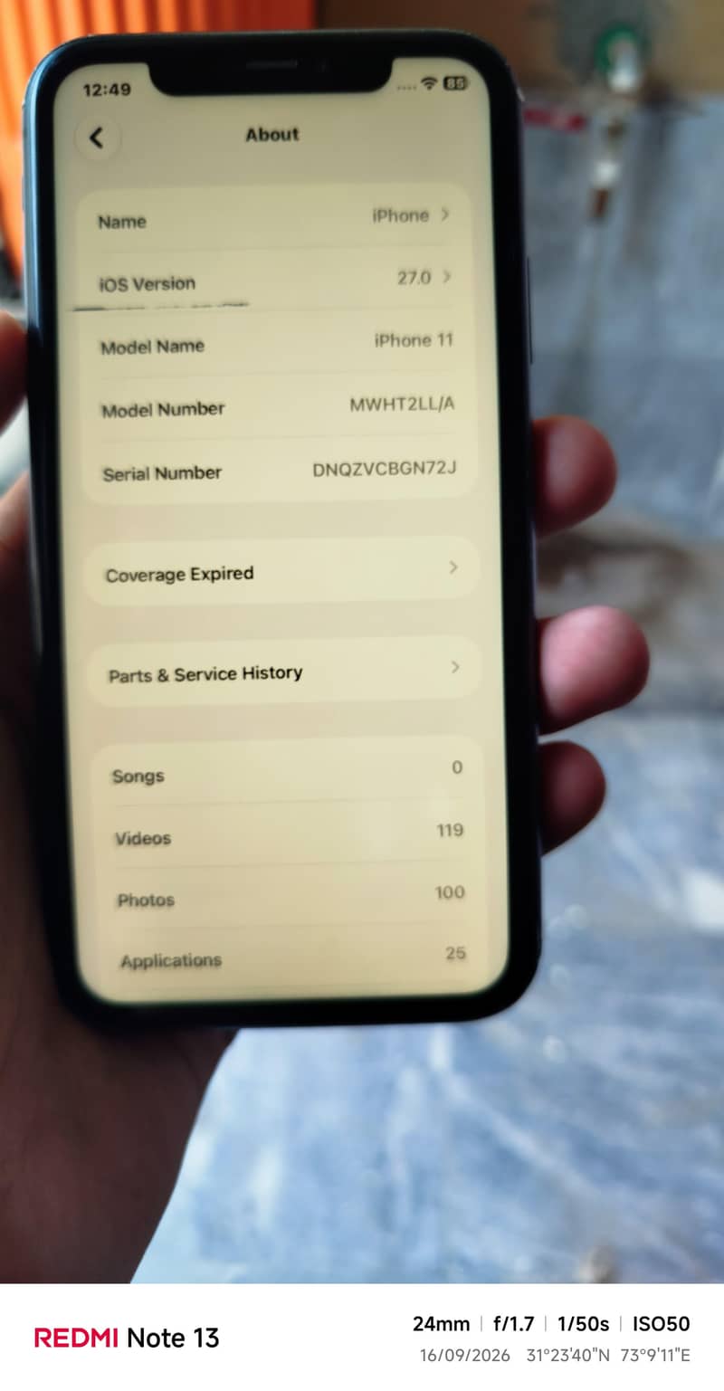 Apple iPhone 11 4