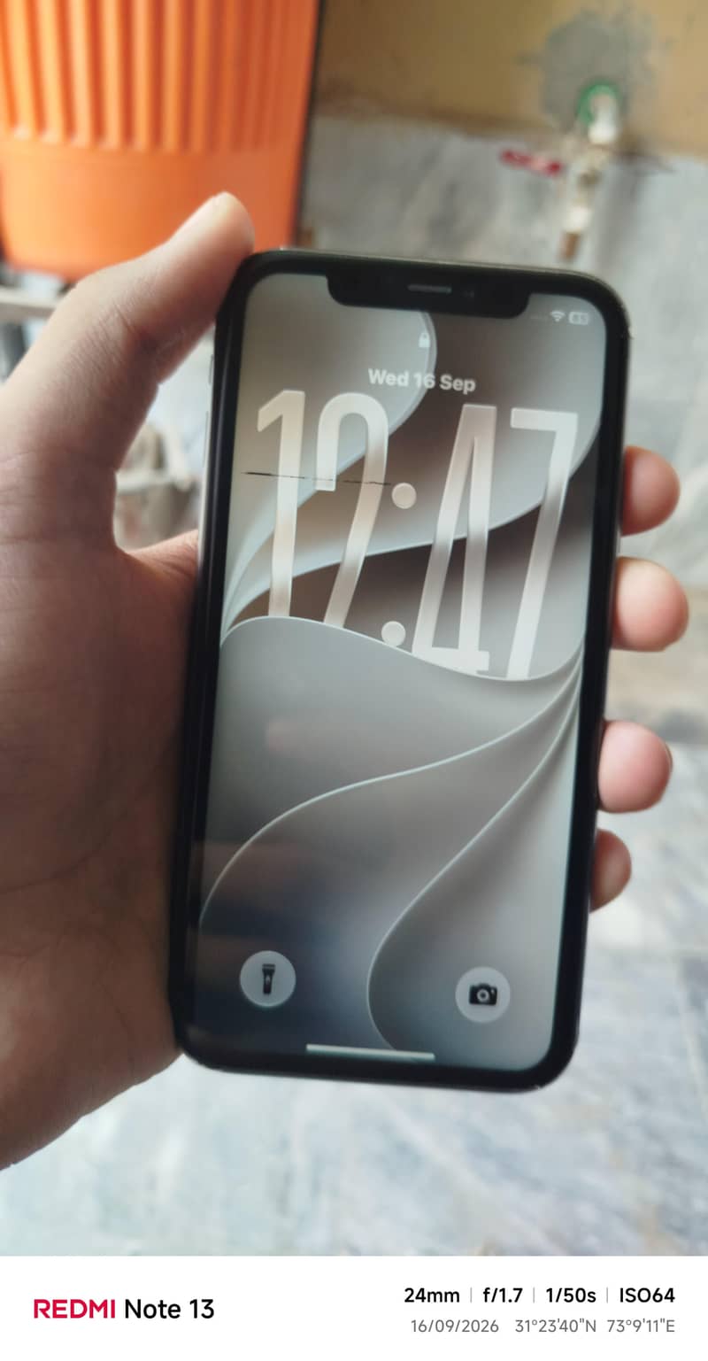 Apple iPhone 11 5