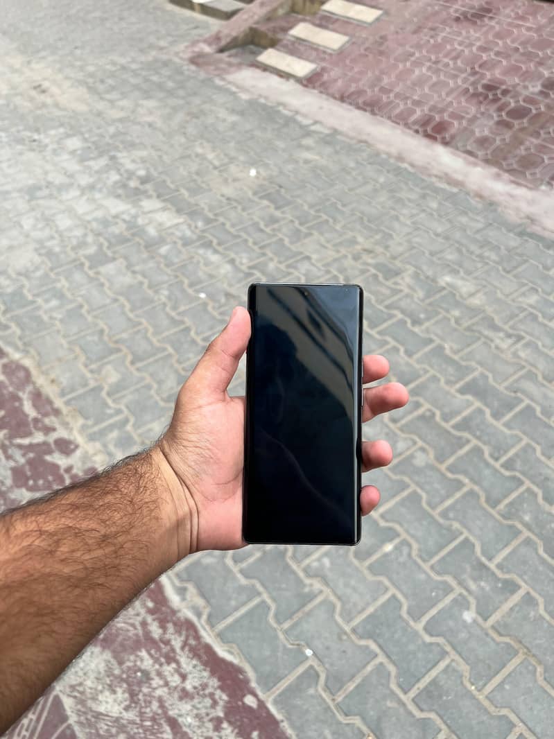 Tecno CAMON 40 Pro 1