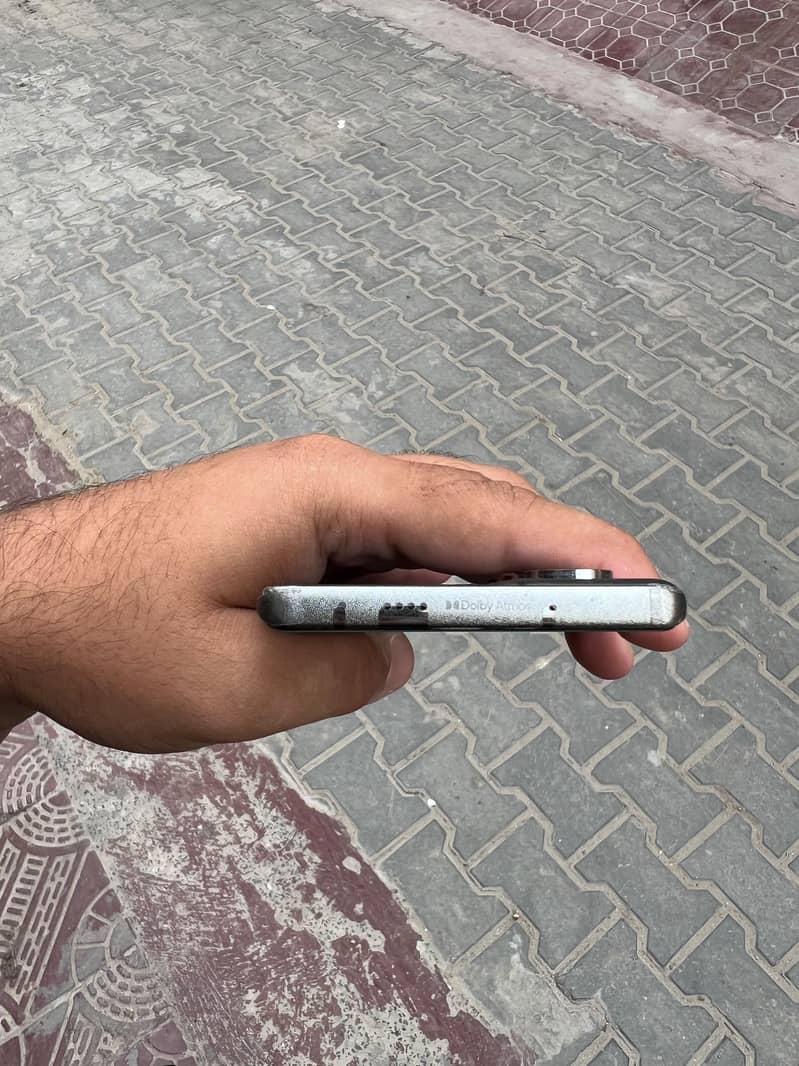 Tecno CAMON 40 Pro 4